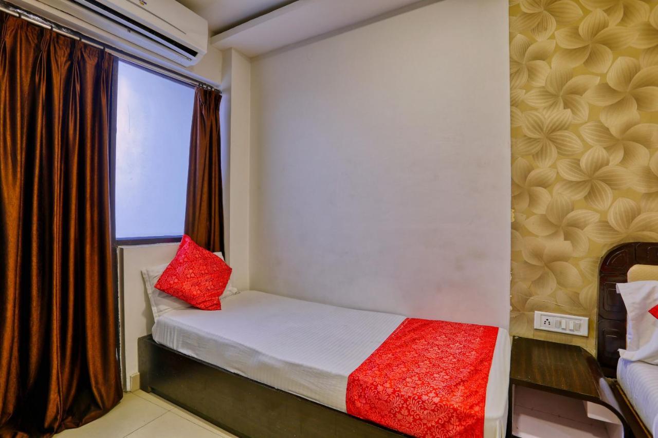Hotel Galaxy Індаур Екстер'єр фото